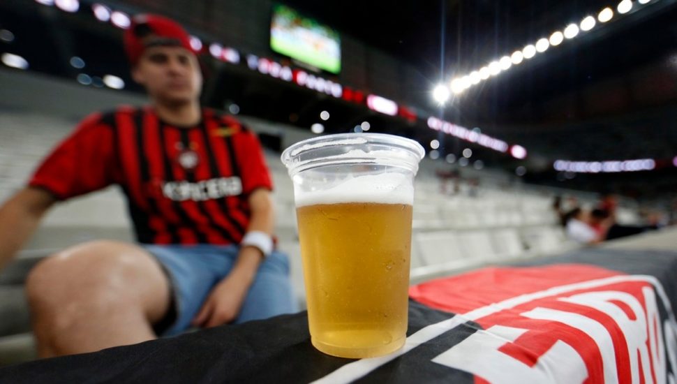 cerveja-liberada-nos-estadios-970x550