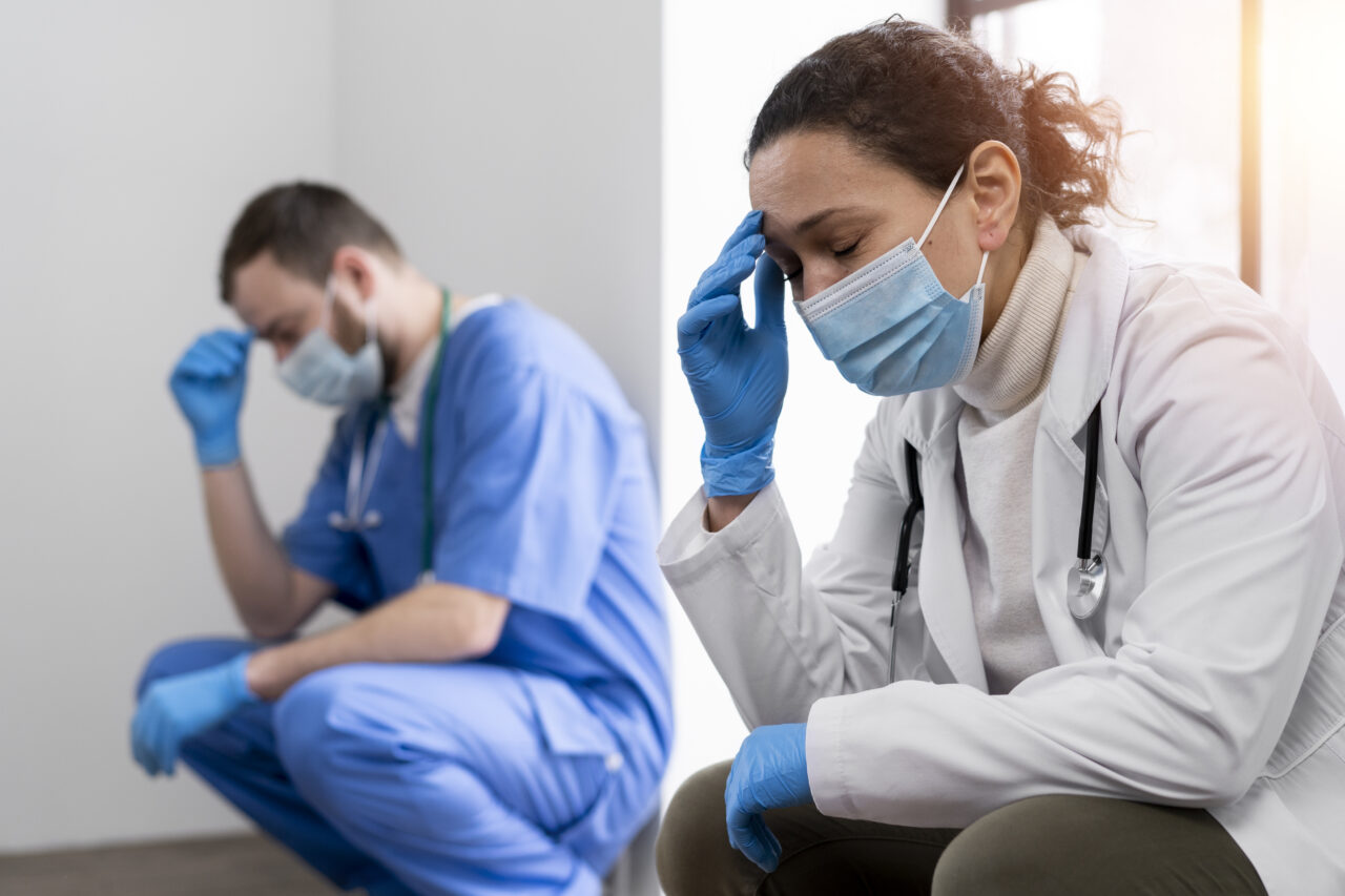 medium-shot-tired-health-workers