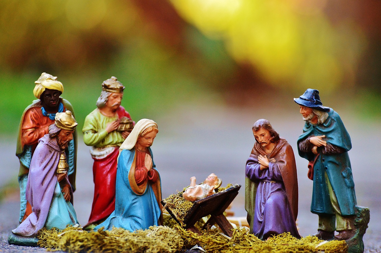 christmas-crib-figures-1060017_1280